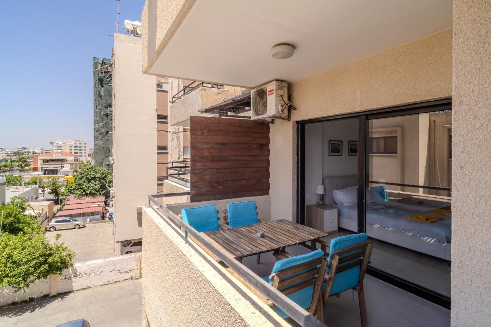 Lazaros Suite Downtown Larnaka Exterior foto